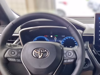 Toyota Corolla Cross Hybrid 2.0 FWD Teamplayer - bilder 12