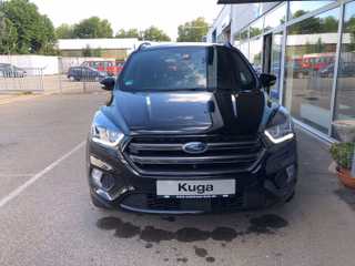 Ford Kuga ST-Line Navigation,Kamera,Park Assist.Wenig KM , Top