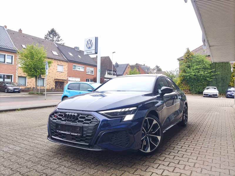 Audi S3 Limousine 2.0 TFSI quattro Leder,Pano,Kam,B&O,Matrix