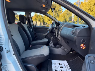Dacia Duster I Ice 4x2 1.6*Klima*AHK*Kamera*Alu*TüvNEU - foto 3