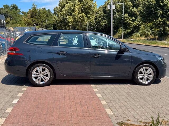 Peugeot 308SW Active 1.2*Klimaautomatik*Temp.*TÜV+ZR NEU - bilder 4
