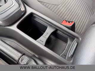 Ford Focus Turnier Titanium*KLIMA*NAVI*TEMP*SYNC*SHZ* - photo 15
