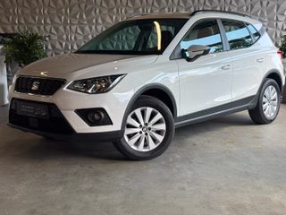 SEAT Arona Style CARPLAY-NAVI SITZHEIZUNG 1. HAND