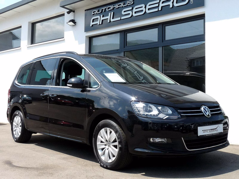 Volkswagen Sharan Comfortline BMT/ ACC/Pano/7-Sitzer/RFKamera/EU6