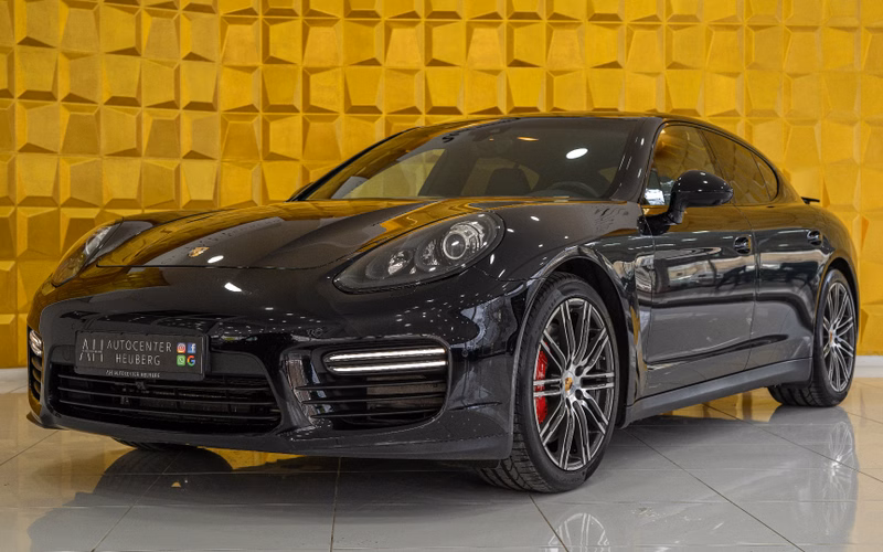 Porsche Panamera GTS 360° CARBON PANO LUFT TOT SPUR BOSE