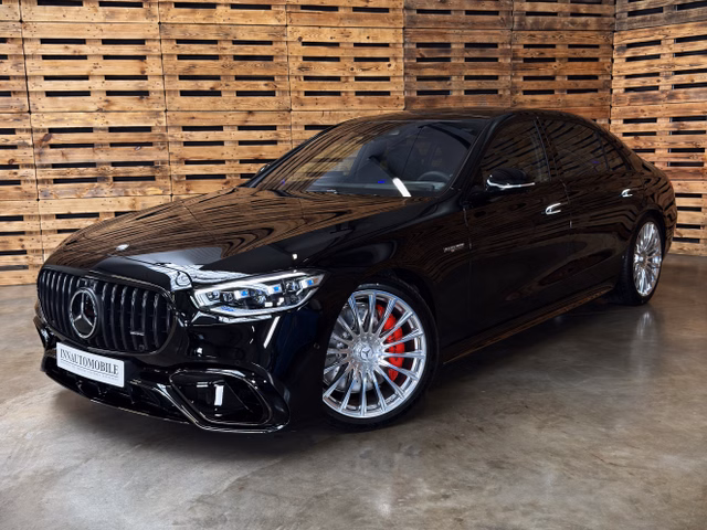 Mercedes-Benz E PERFORMANCE 4-SEATS TV 4D BURM FRIDGE Новое авто купить | Первая регистрация  | Цена 268.821 €