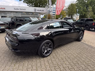 Dodge Charger Scat Pack AWD 2026 + Launch age - foto 5