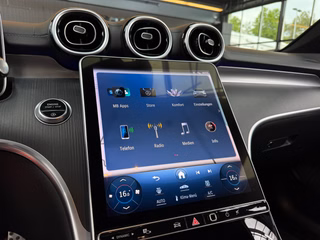 Mercedes-Benz C 300 d AMG-LINE/NIGHT PAKET/LED/SHZ/CARPLAY/PDC+KAM - foto 45