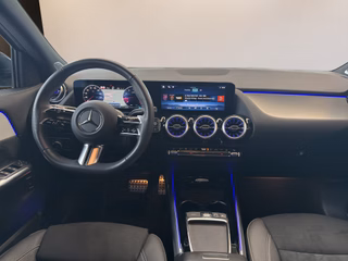 Mercedes-Benz GLA 200 AMG Line Night Autom., Pano ACC 360 Burmester - bilder 2