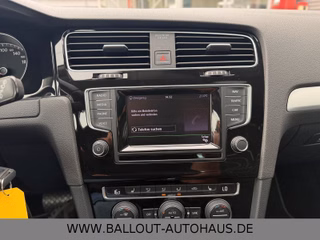 Volkswagen Golf VII Lim.Cup*2.HAND*PANO*KLIMA*NAVI*SHZ*EUR5 - bilder 22