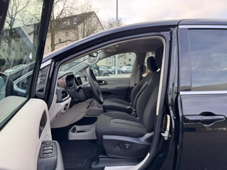 Chrysler Pacifica 3.6l V6 SXT - foto 17