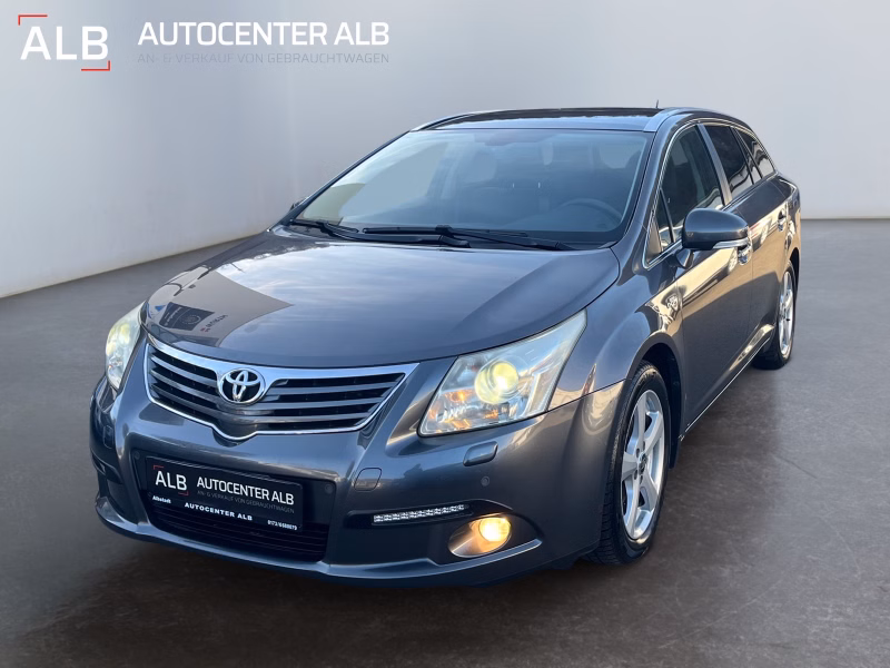 Toyota Avensis Kombi/TEMPOMAT/NAVI/XENON/
