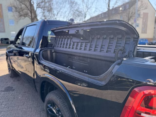 Dodge RAM Limited Night + LPG + teilbare Heckklappe + Rambox - bilder 28