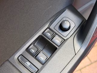 SEAT Ibiza FR FR Navi PDC SHZ ACC LED - foto 9