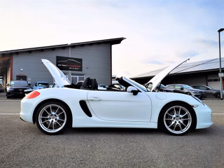 Porsche Boxster 2.7 2.HAND|SHZ|NAVI|LEDER|BI-XEN|TEMP Used vehicle for sale | First registration 02/2014 | Price 43.990 €