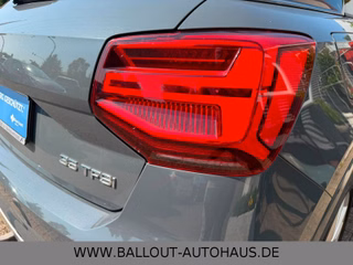 Audi Q2 35 TFSI Sport*1.HAND*S-LINE*AHK*B&O*HUD*AHK* - bilder 7