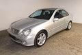 Daumennagel 3 - Mercedes-Benz C 280 Sport Edition  KLIMAAUT SHZ GRA