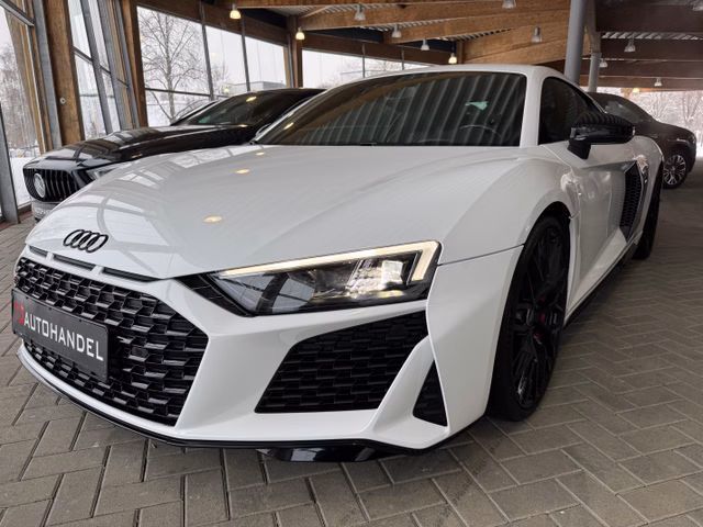 Audi R8 Coupe 5.2 FSI RWD performance Carbon B&O Kamera LED Nappa Used vehicle for sale | First registration 05/2023 | Price 125.900 €