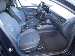Ford Focus Turnier 1.0 EcoBoost Hybrid Active X AHK - foto 2