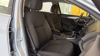 Opel Insignia A Edition 4x4 TEMPOMAT SHZ KLIMA - foto 6