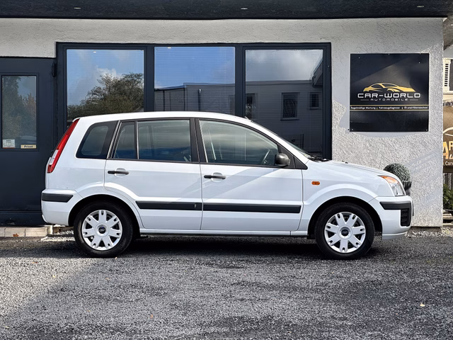 Ford Fusion Style Scheckheftgepflegt/Wenig Km/Garantie - bilder 5