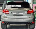 Daumennagel 6 - Porsche Cayenne Turbo S Prosche Scheckheft|Approved|PANO|STHZ|KAMERA|CARBON|ACC