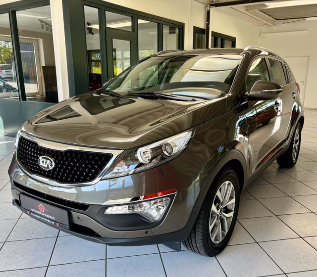 Kia Sportage Dream Team 4WD Navi Sthzg Kamera Tempom Gebrauchtwagen Kaufen | EZ 12/2014