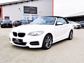 BMW M240i xDrive Cabrio 1.HAND|H&K|LEDER|NAVI|KAM|KEYLESS Used vehicle for sale | First registration 08/2016 | Price 28.500 €