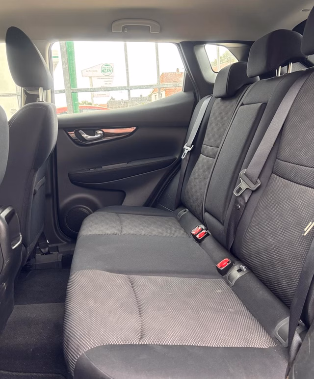 Nissan Qashqai 1.2 Acenta  KAMERA/NAVI/TEMPOMAT - foto 8