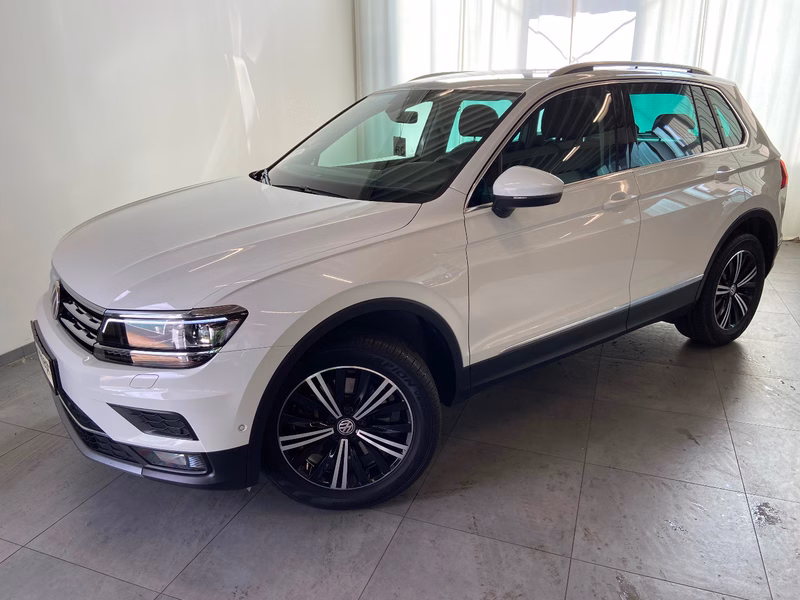 Volkswagen Tiguan Highline DSG 4Motion AHK STANDHEIZUNG LED