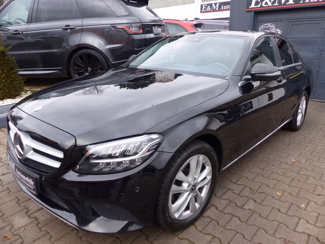 Mercedes-Benz C 200 d Automatik*PANORAMDACH*LED*PDC*SHZ* - bilder 1