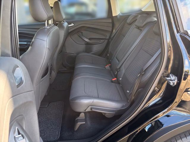 Ford Kuga Titanium +NAVI+AHK+WINTERPAKET+ - foto 10