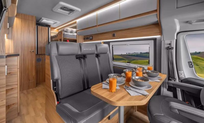 Affinity Five main 140 PS Schaltgetriebe Basisfahrzeug