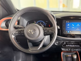 Toyota Aygo X Hybrid Teamplayer + Technik Paket - foto 14