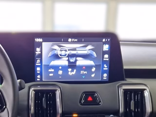 Toyota Urban Cruiser Lounge + JBL + Navi - foto 17
