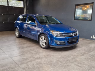 Opel Astra H 1.9CDTI Lim. Edition Plus*NAVI*PDC*KLIMA - foto 1
