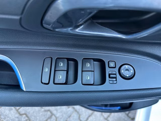 Hyundai i20 MY26 Automatik Blackline Bose Soundsystem - bilder 16