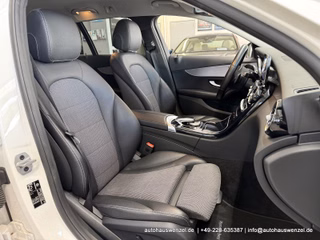 Mercedes-Benz C 180 T Aut. Avantgarde AHK KAM LED CARPLAY - foto 13