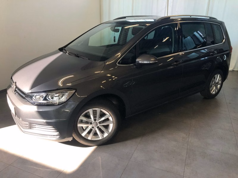 Volkswagen Touran 1.5 TSI DSG 7 SITZE LED KAMERA 4J GARANTI
