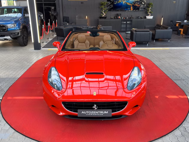 Ferrari California F1 CAM / NAVI / LED / - foto 9