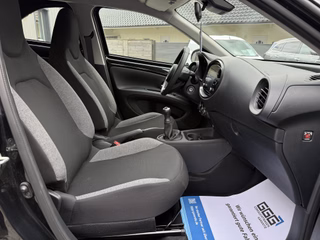 Toyota Aygo X Play ACC Kamera AppleCar Scheckheft - foto 11