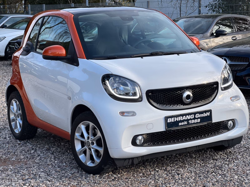 Smart ForTwo*PASSION*KLIMA*SITZHEIZUNG*PANORAMA*AUTOM