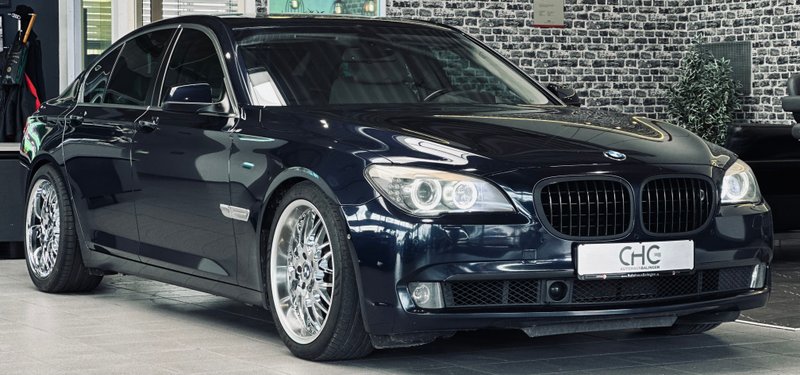 BMW 750i HEADUP|360+R.Kamera|Massage VOLL