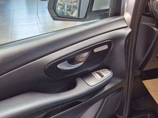 Mercedes-Benz V 220d Edition Lang*Kamera*6-Sitzer*Kamera*AHK - bilder 5