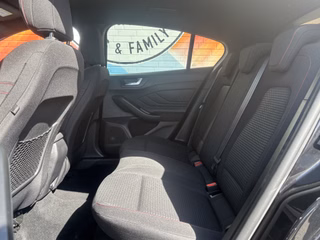 Ford Focus ST-Line MHEV 125PS Rf-Kamera Winter-Paket - bilder 10