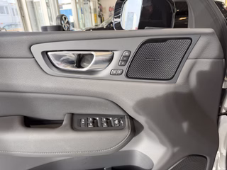 Volvo XC60 T8 Plus Dark AWD Standheizung*ACC*360°Kamera*Sitzheizung vorn&hinten*Lenkradheizung  Recharge Plug-In Hybrid - foto 10