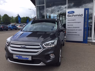 Ford Kuga Titanium Powershift + Kamera + KeyFree + Navi + Winter Paket