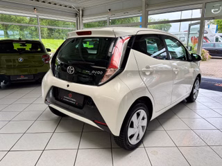 Toyota AYGO aut. x-play touch Kamera USB Bluetooth Klim - photo 8