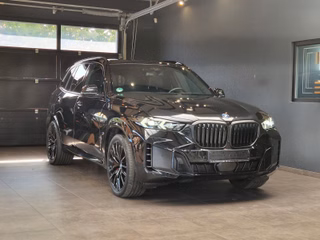 BMW X5 50e xDrive M-Sport*HUD*Pano*360°Kamera*AHK* - photo 1