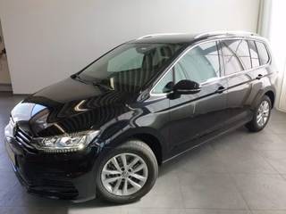 Volkswagen Touran 1.5 TSI DSG 7 SITZE LED KAMERA 4J GARANTI